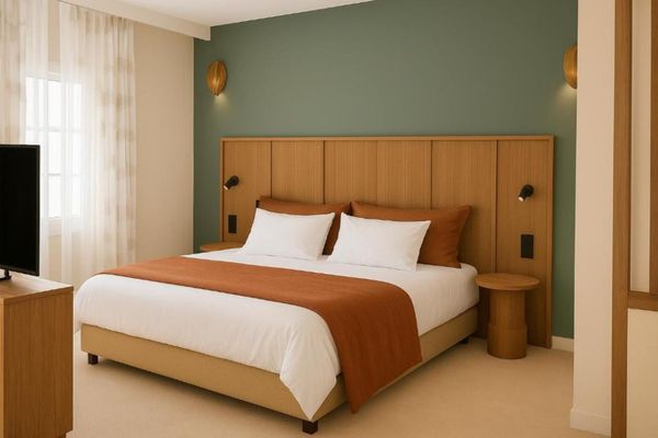 Provence: Alpilles & Luberon Villages – 7 Days accommodation